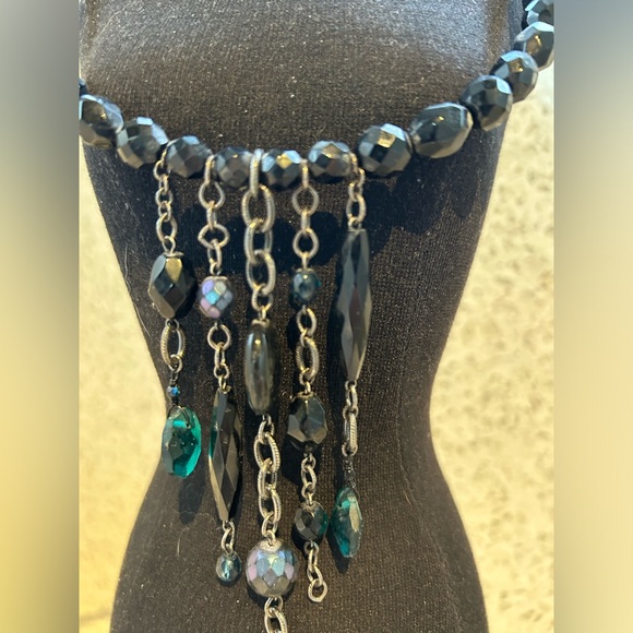 Front dangle choker. Perfect for any v-neck! - Picture 2 of 3